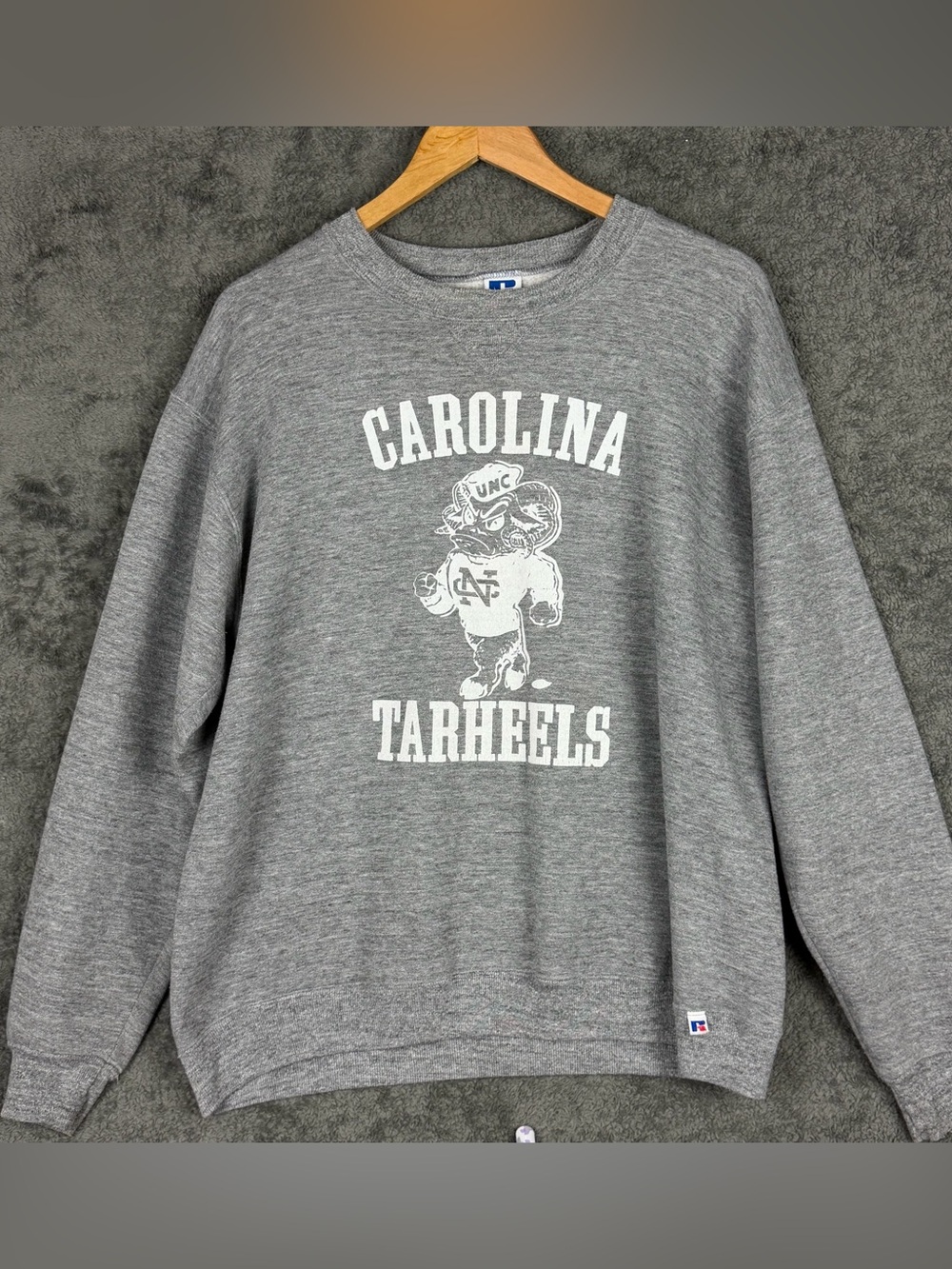 Russell Athletic UNC Carolina Tarheels Pullover Sweatshirt Women’s XL Light Gray
